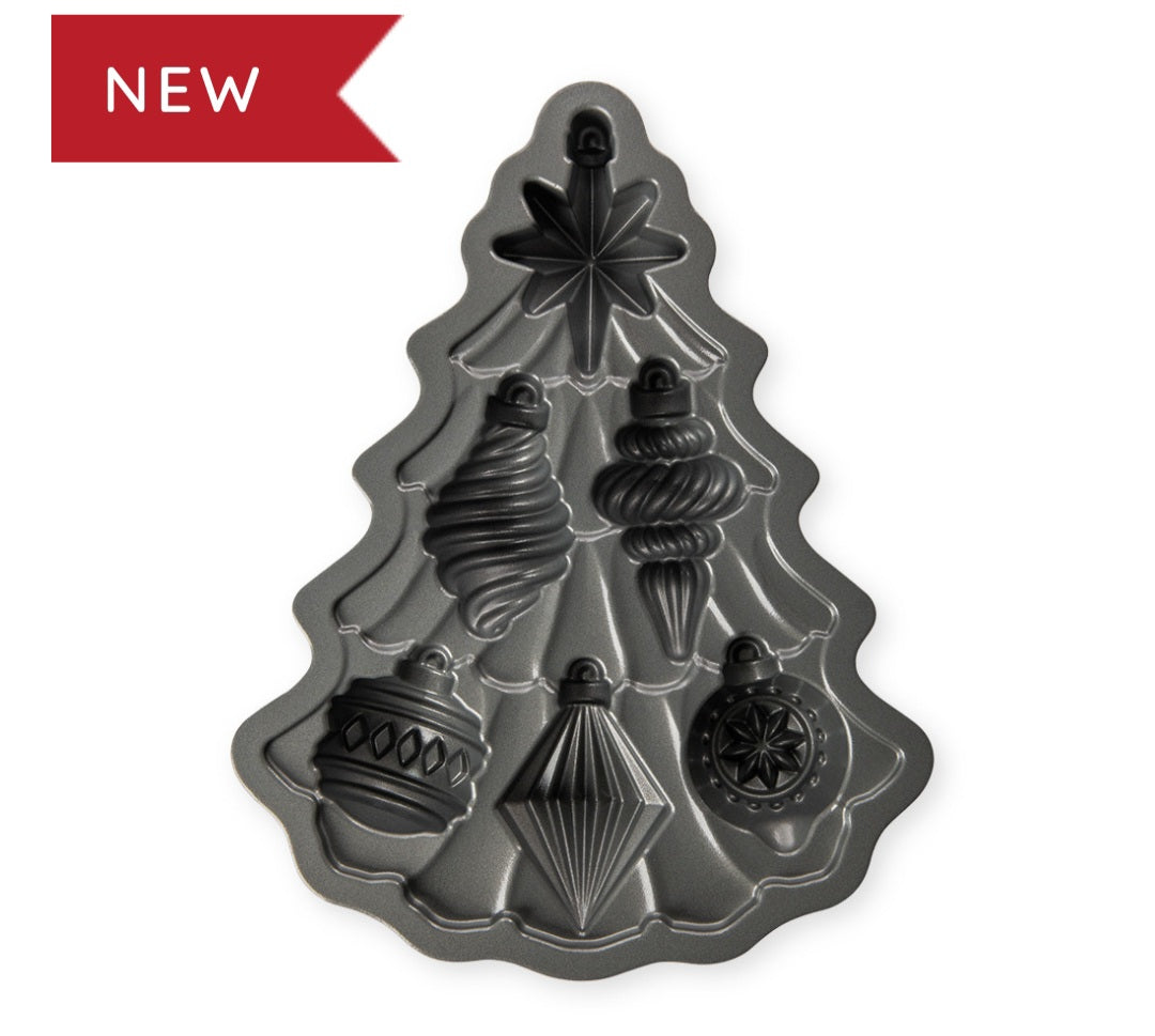 Nordic Ware Vintage Ornament Cakelet Pan