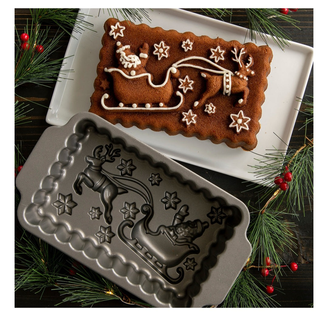 Nordic Ware Santa's Sleigh Loaf Pan