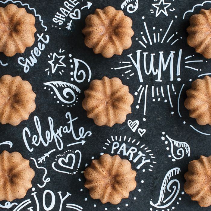 Nordic Ware Mini Bundt Cake Pan