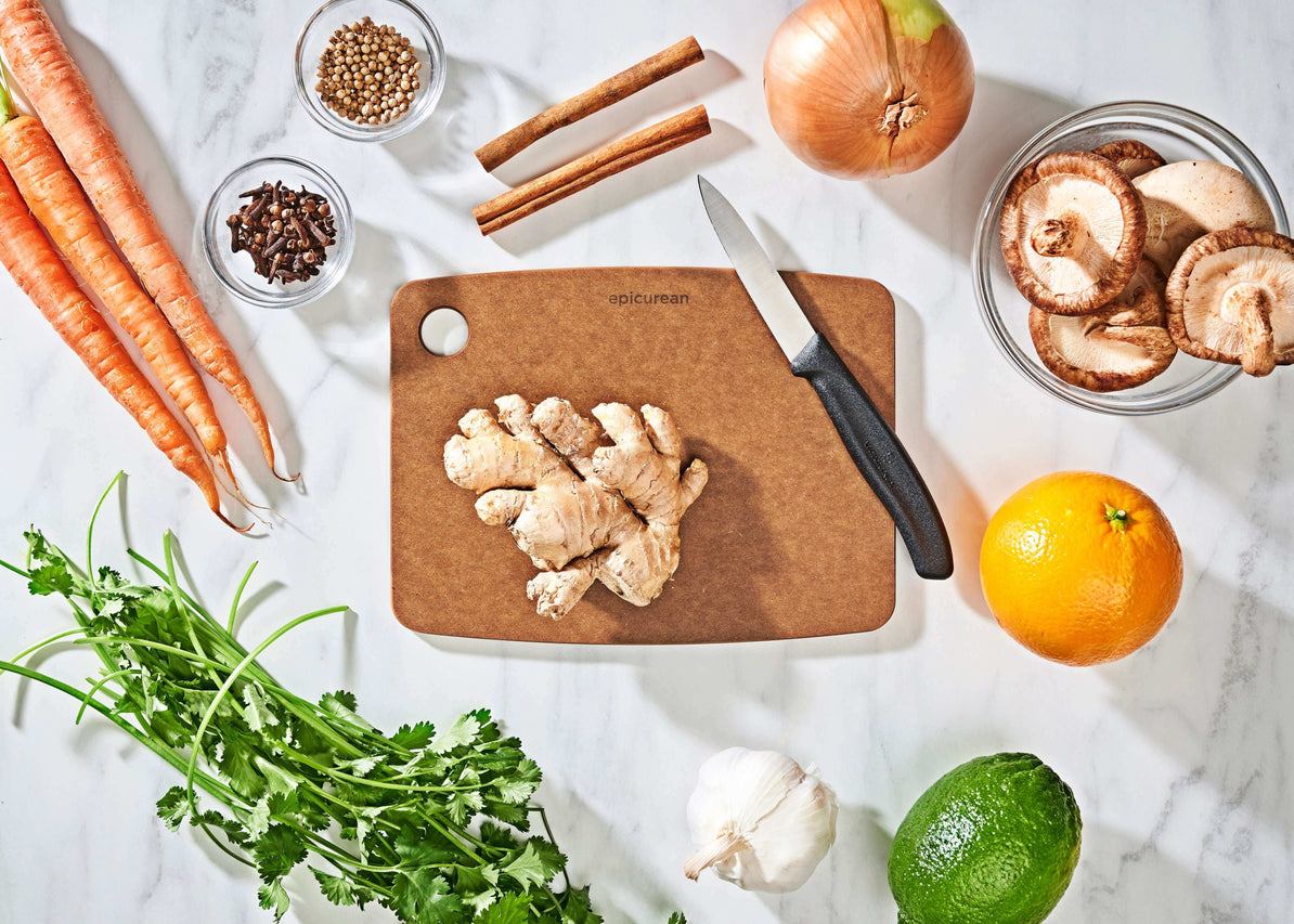 Epicurean - 8" x 6" Cutting Board Nutmeg