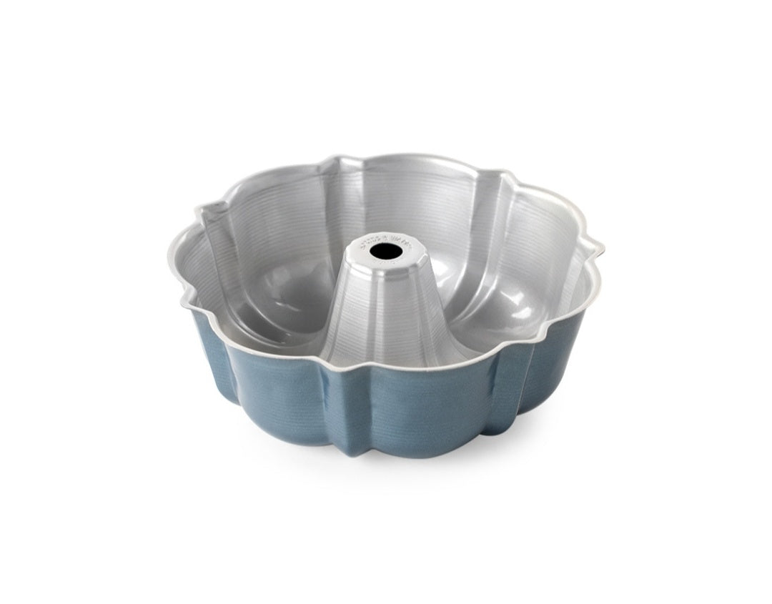 Nordic Ware 6 Cup Bundt Cake Pan